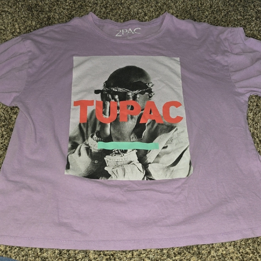 Tupac Graphic Tee in Lavender